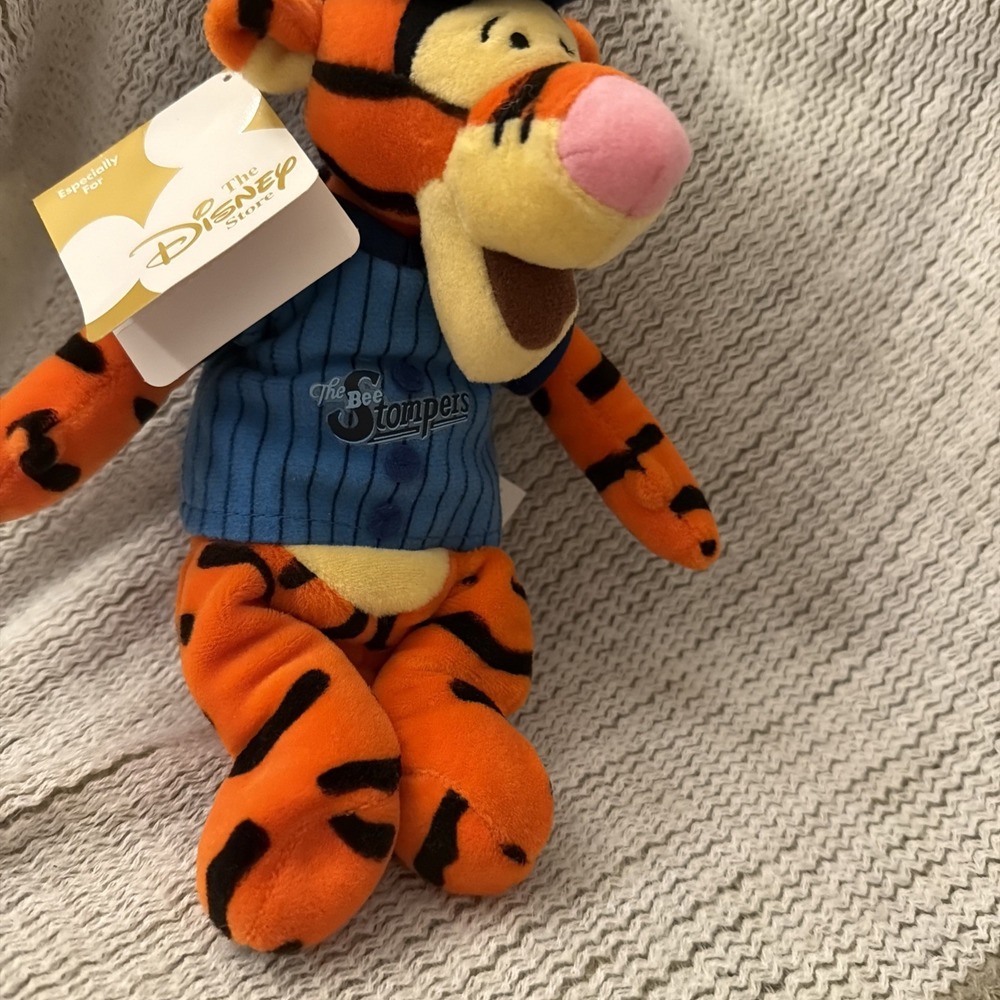 NWT Disney Baseball Tigger Bee Stompers 9" Beanbag Plush